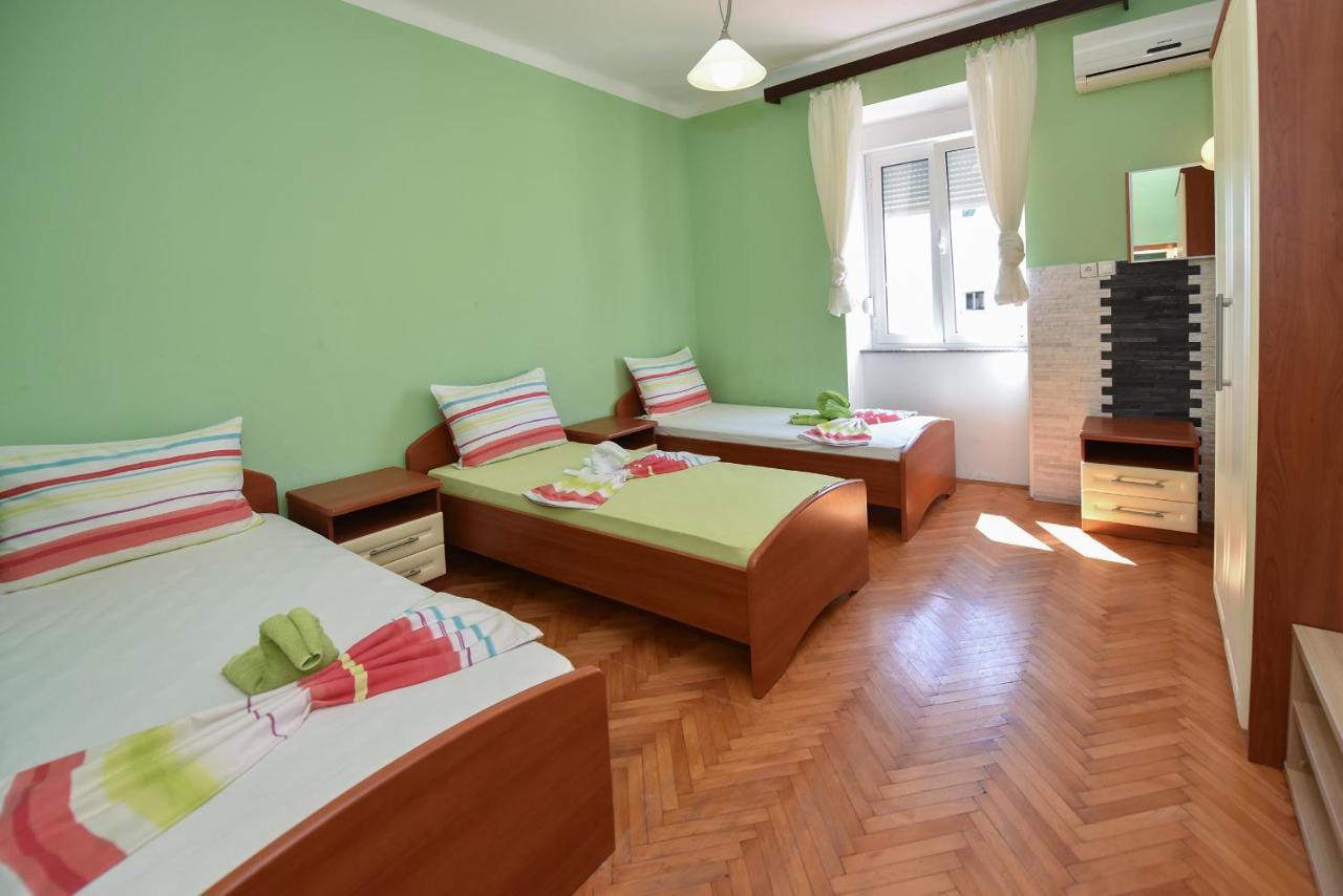 Apartments Smoky Novalja Kültér fotó